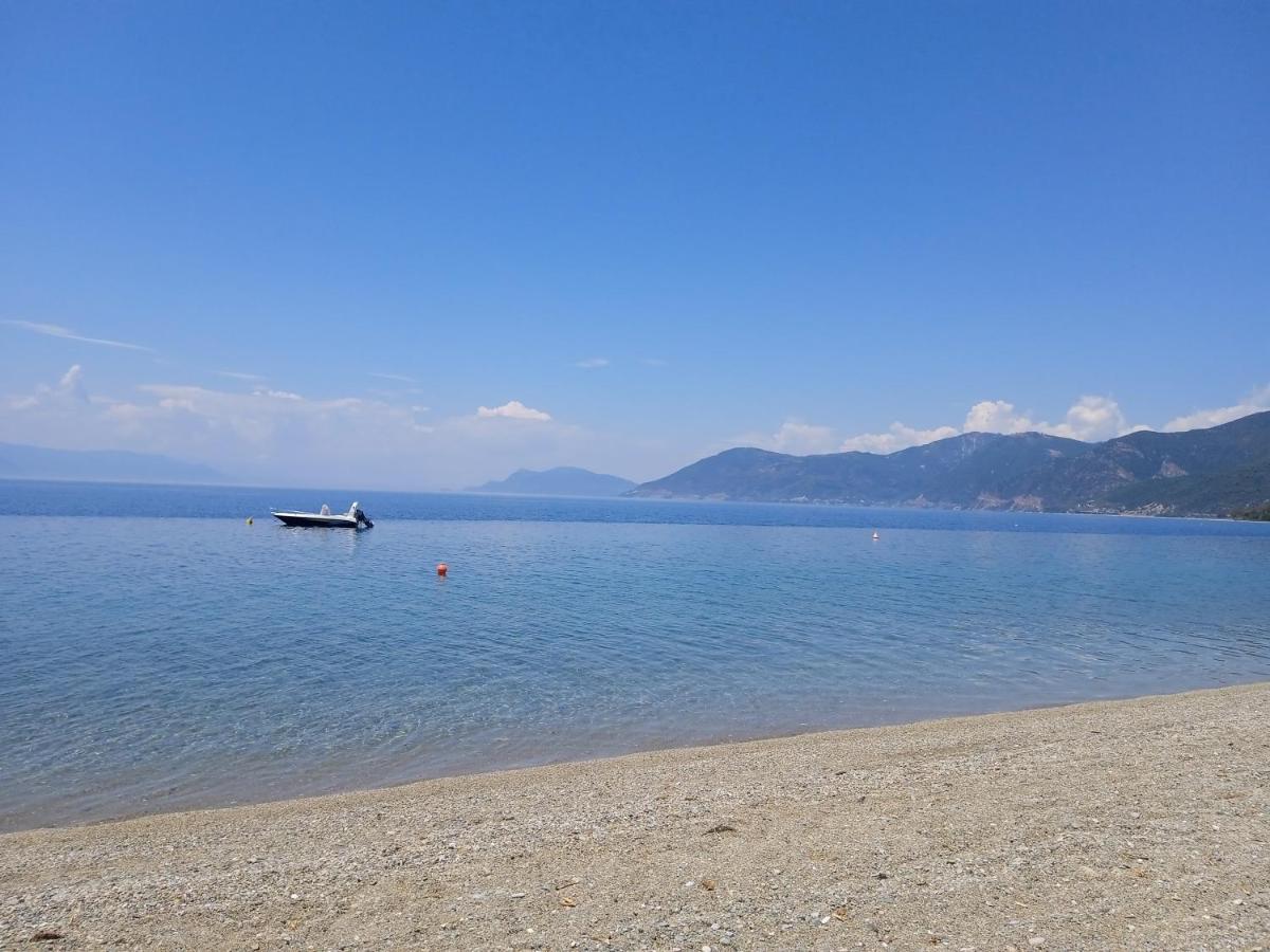 Σπίτι Στο Βουνό Αλλά Μια Ανάσα Από Τη Θάλασσα Villa Paleochori Exteriör bild