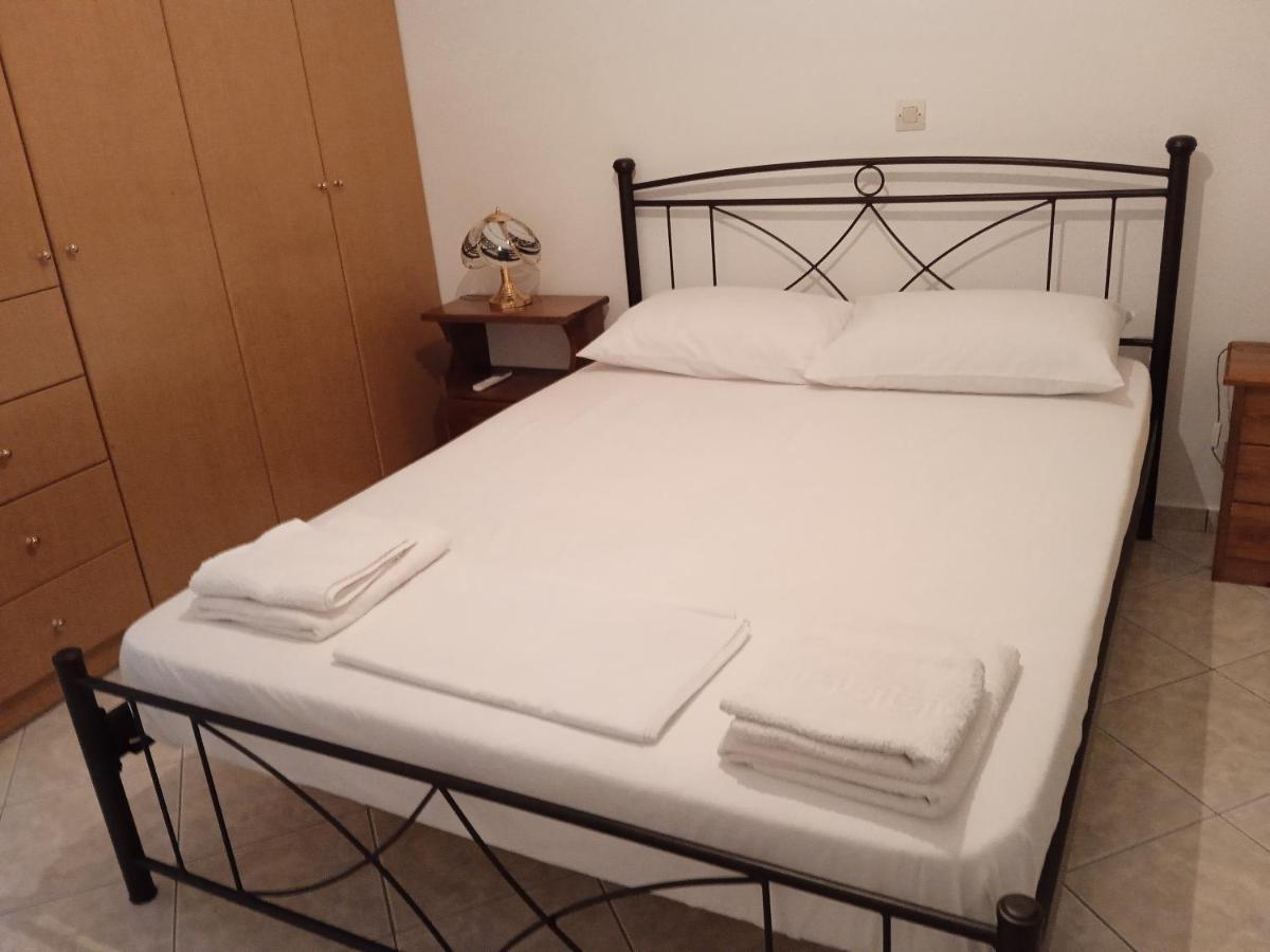 Σπίτι Στο Βουνό Αλλά Μια Ανάσα Από Τη Θάλασσα Villa Paleochori Exteriör bild
